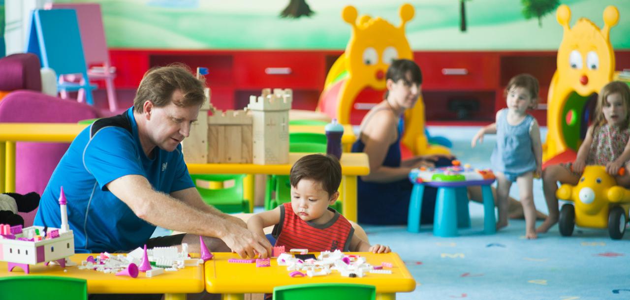 dịch vụ trông trẻ tại vinpearl nha trang