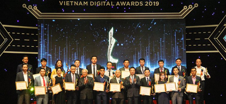 OneInventory và ezGolf nhận giải thưởng “CHUYỂN ĐỔI SỐ VIỆT NAM – VIETNAM DIGITAL AWARDS 2019”