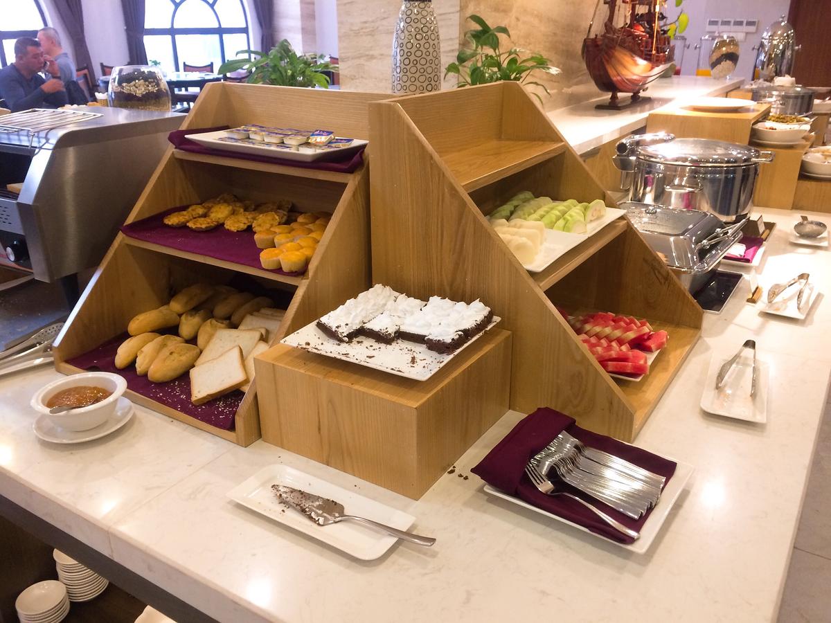 Khách sạn Galaxy Hạ Long 5