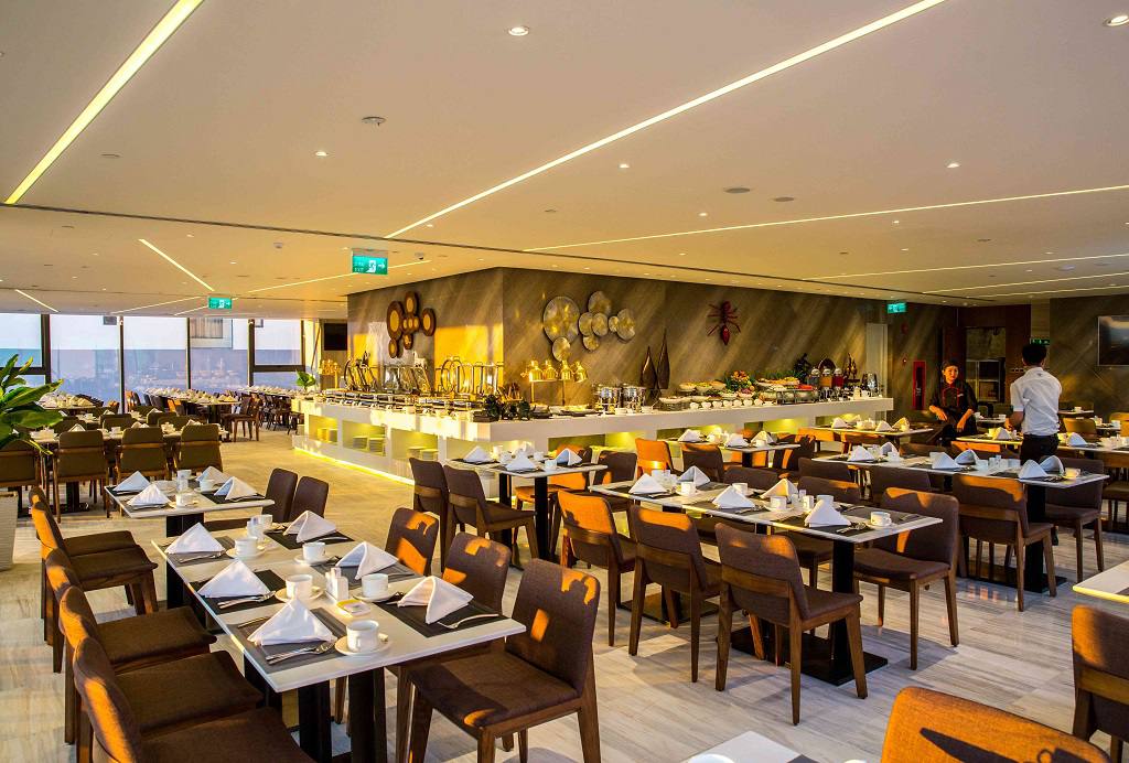 Queen Ann Nha Trang Hotel 11