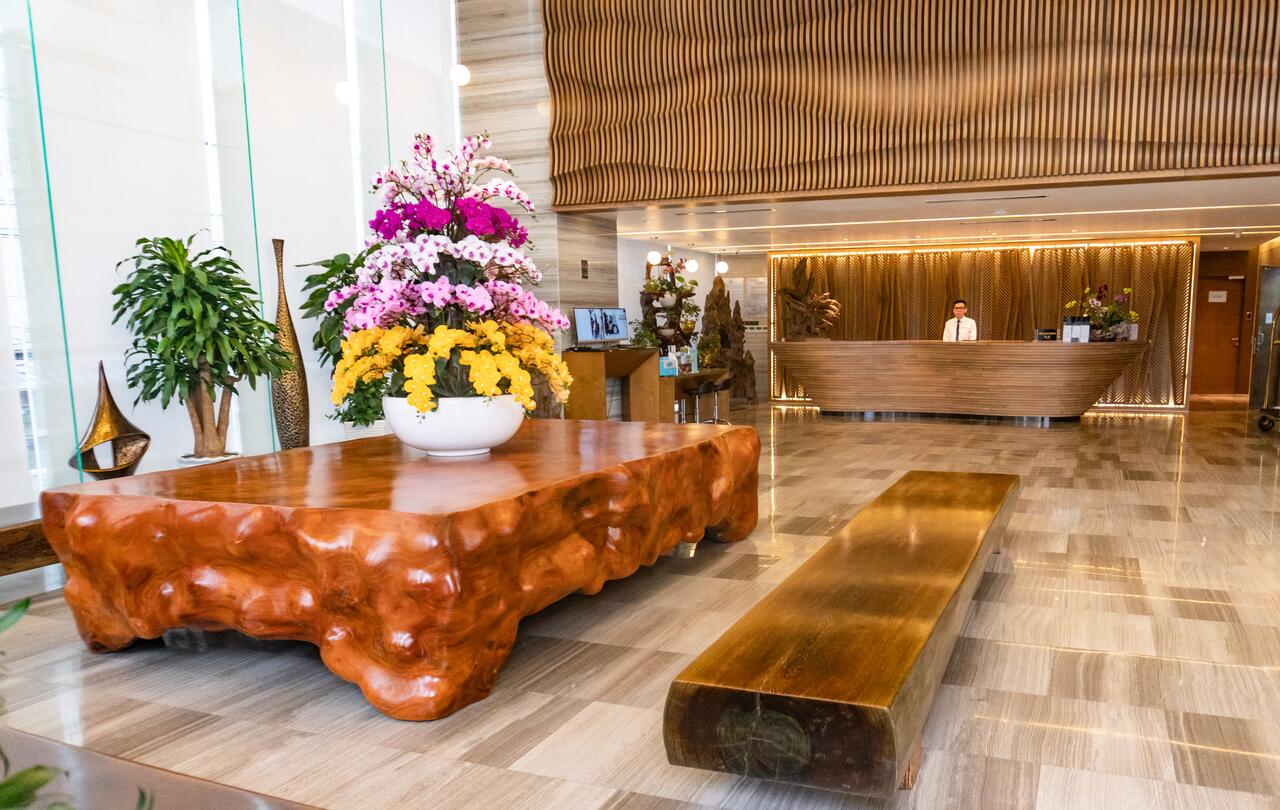 Queen Ann Nha Trang Hotel 1