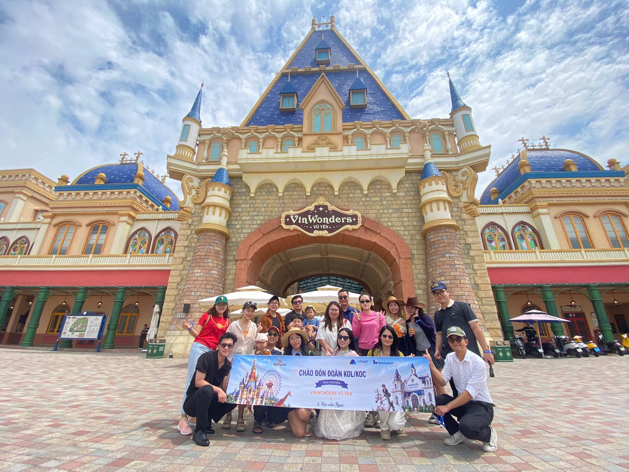 Hành trình khám phá quần thể Vũ Yên