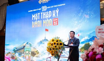 ezCloud được vinh danh Top 10 “Đối tác Chiến lược Khai hoa” của Sun World Fansipan Legend