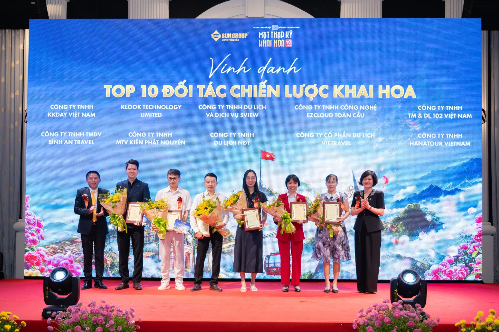 Top 10 “Đối tác Chiến lược Khai hoa